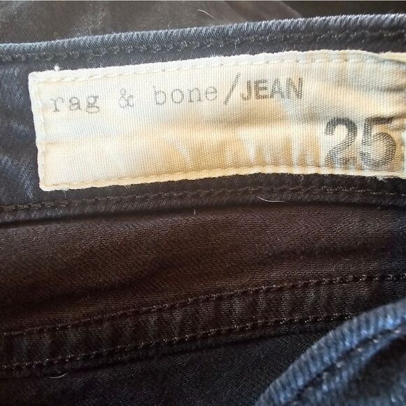 Rag and bone jeans sz 25 with 31" inseam - Picture 5 of 5